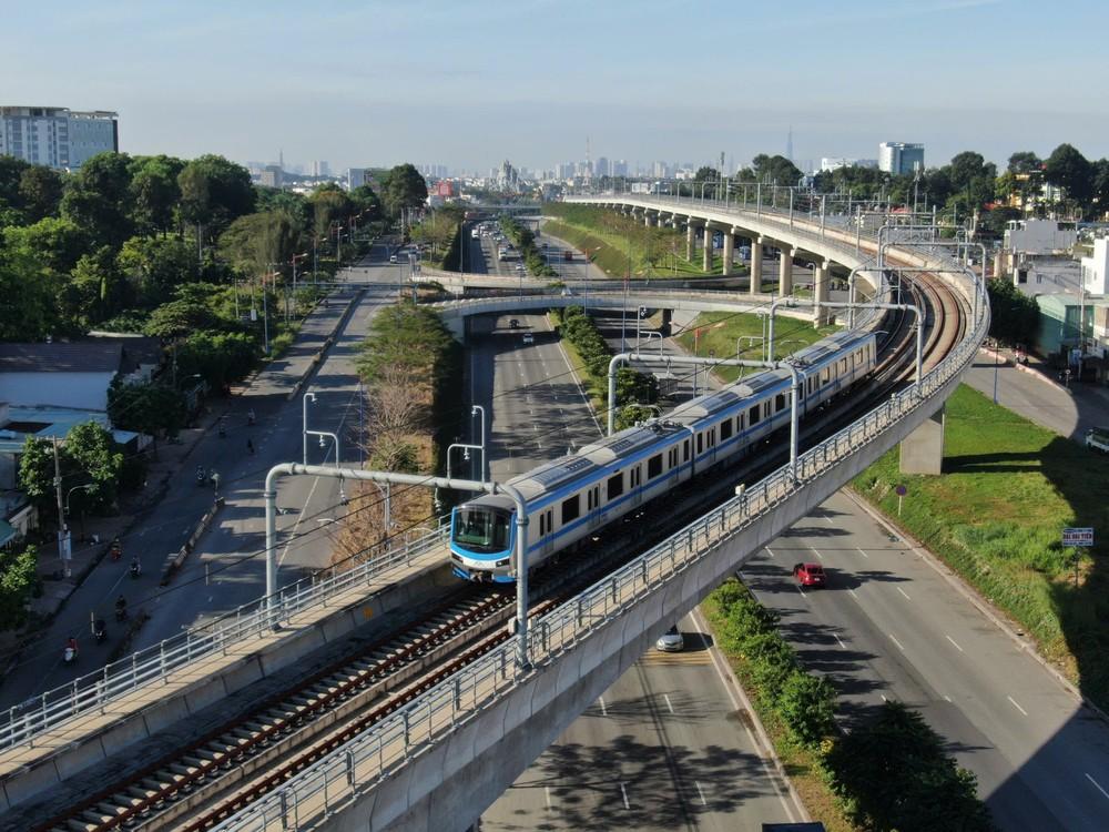 Metro số 4 TP.HCM đoạn trên cao